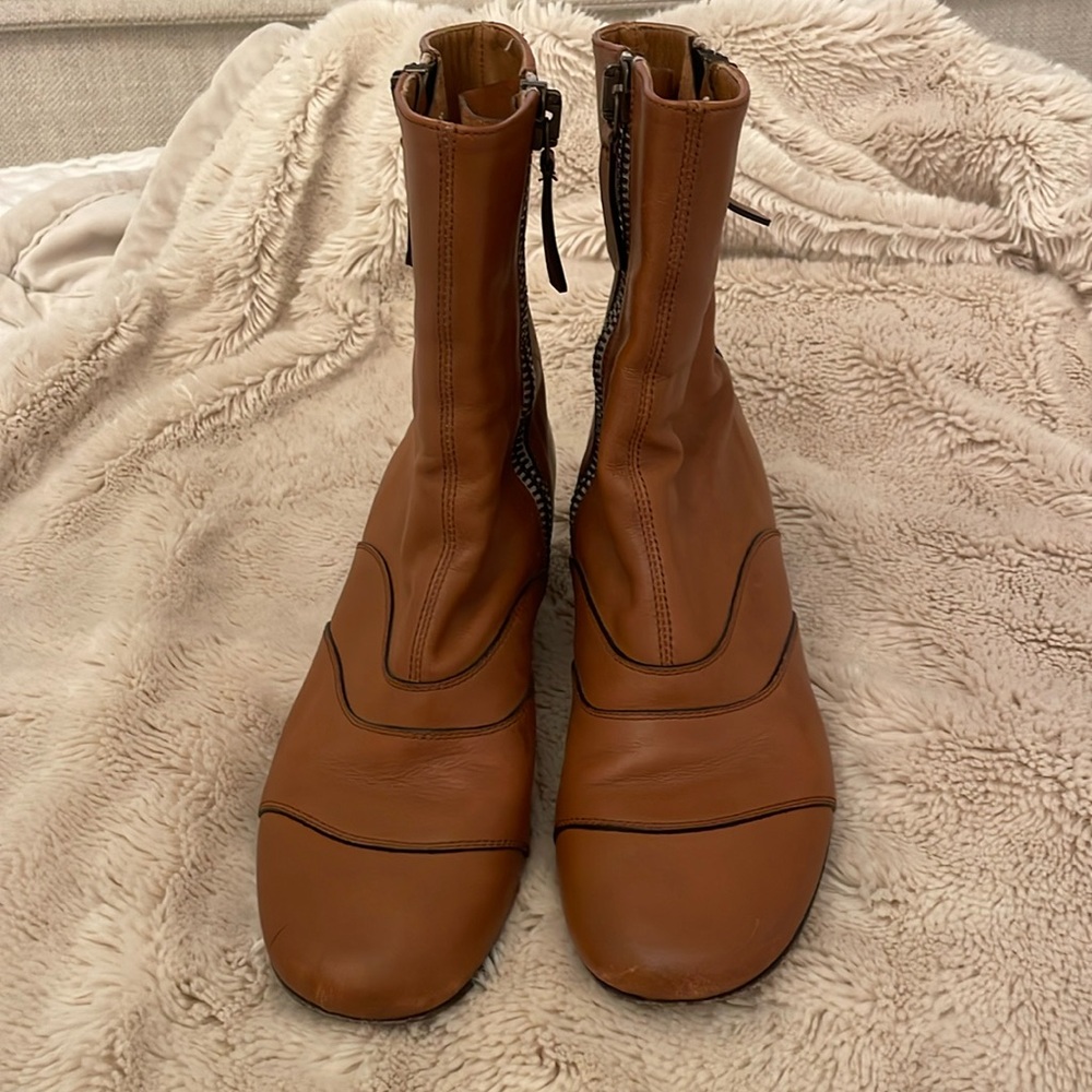 Chloe size 6 leather booties 1 1/2” heel.